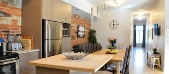A+ location! Large Terrace - Fast WiFi - 4 bedrooms + 3 full bathrooms - parking