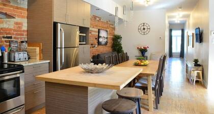 A+ location! Large Terrace - Fast WiFi - 4 bedrooms + 3 full bathrooms - parking