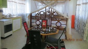 Villa, 4 Bedrooms, Smoking, Balcony | Dining - Villa Tuffah 3 Minutes Walk to the Beach - Malindi (Watamu)