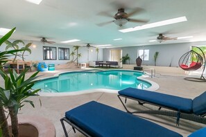 Inomhuspool och uppvärmd pool