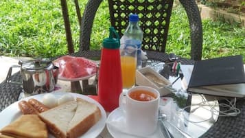 Café da manhã continental grátis todos os dias