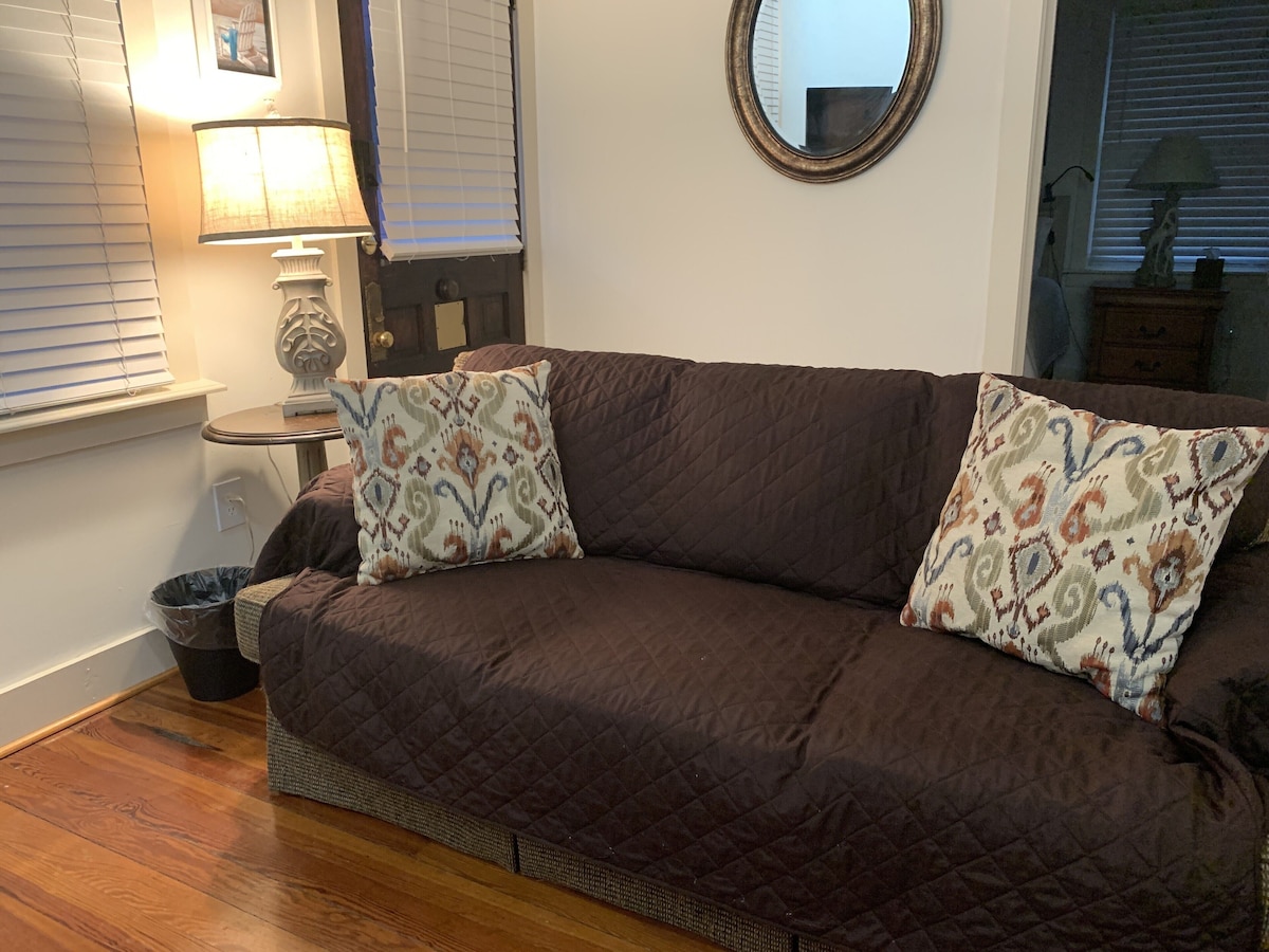 Photo 5 of Three Bedroom, Sanitized, Pet Friendly Bungalow
