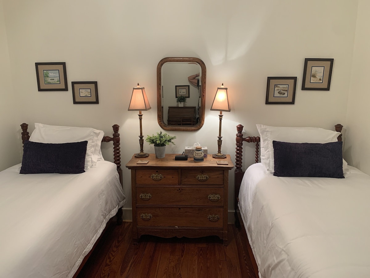 Photo 25 of Three Bedroom, Sanitized, Pet Friendly Bungalow