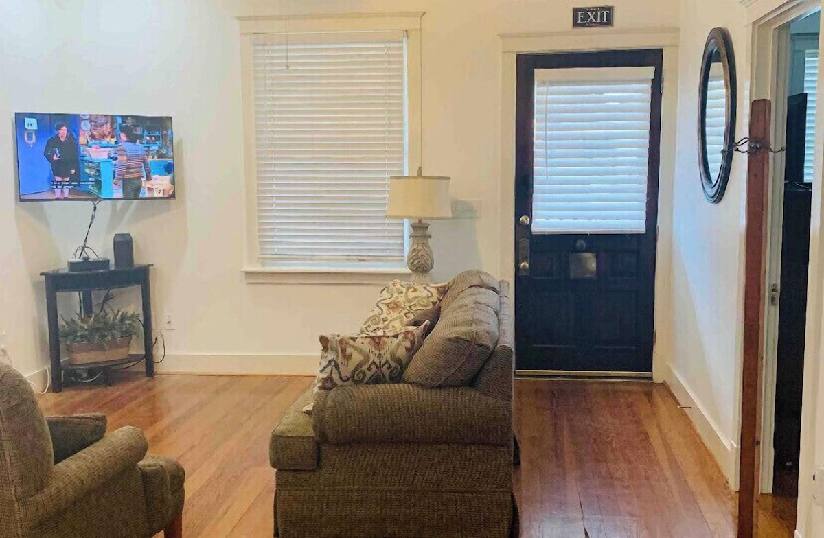 Photo 9 of Three Bedroom, Sanitized, Pet Friendly Bungalow
