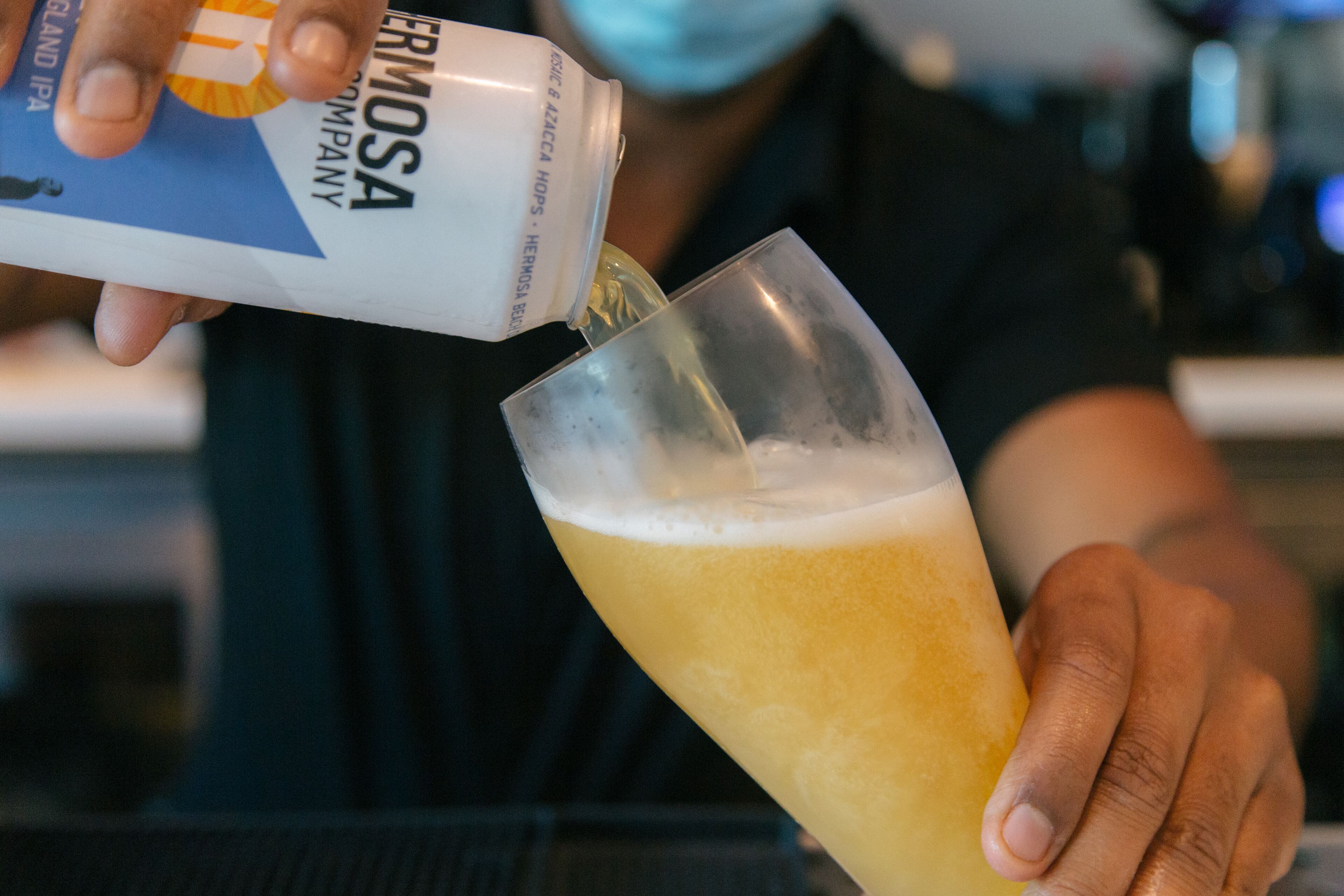 rooftop bar, ocean views, open daily