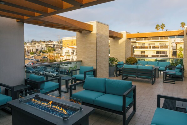 บริเวณภายนอก