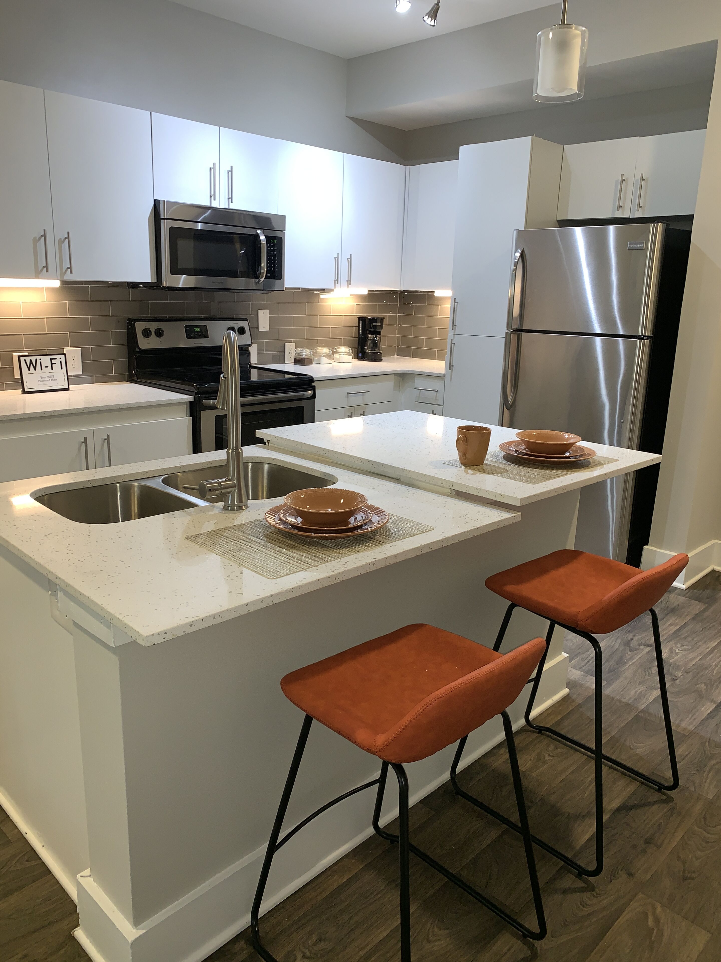 Beautiful modern style home near Lenox Mall & shopping areas. Backyard garden. 