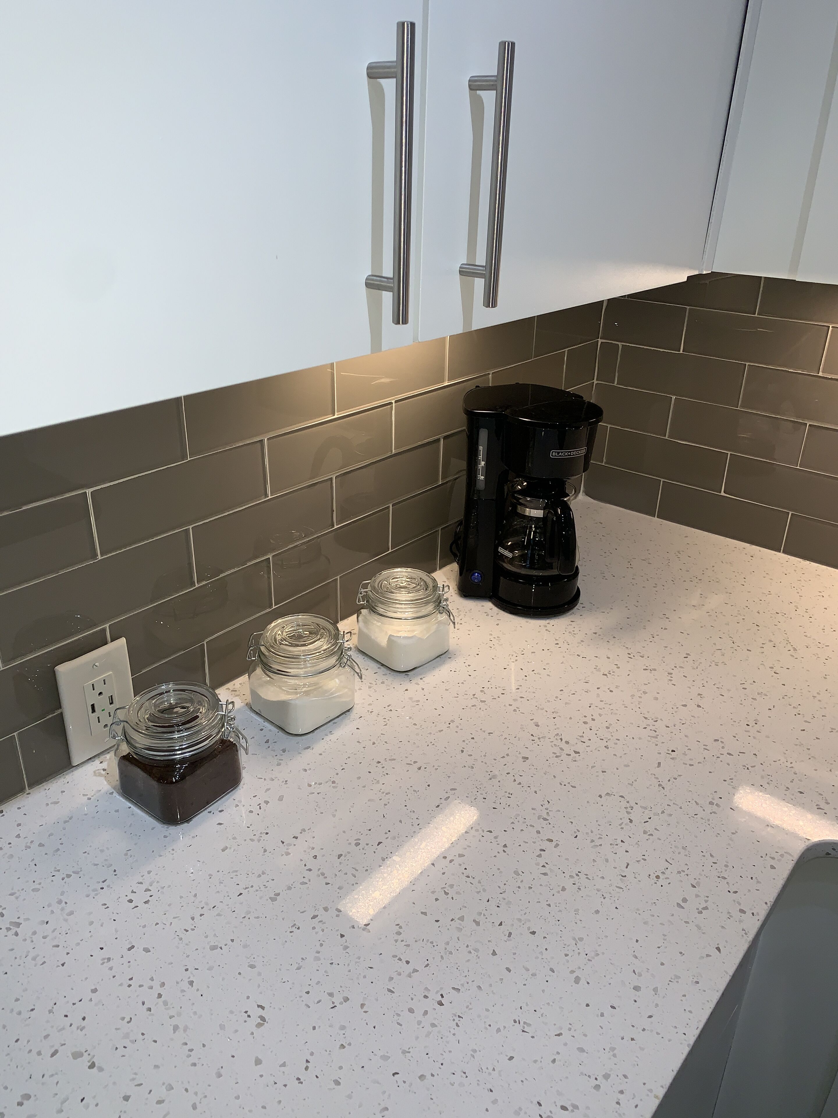 Beautiful modern style home near Lenox Mall & shopping areas. Backyard garden. 