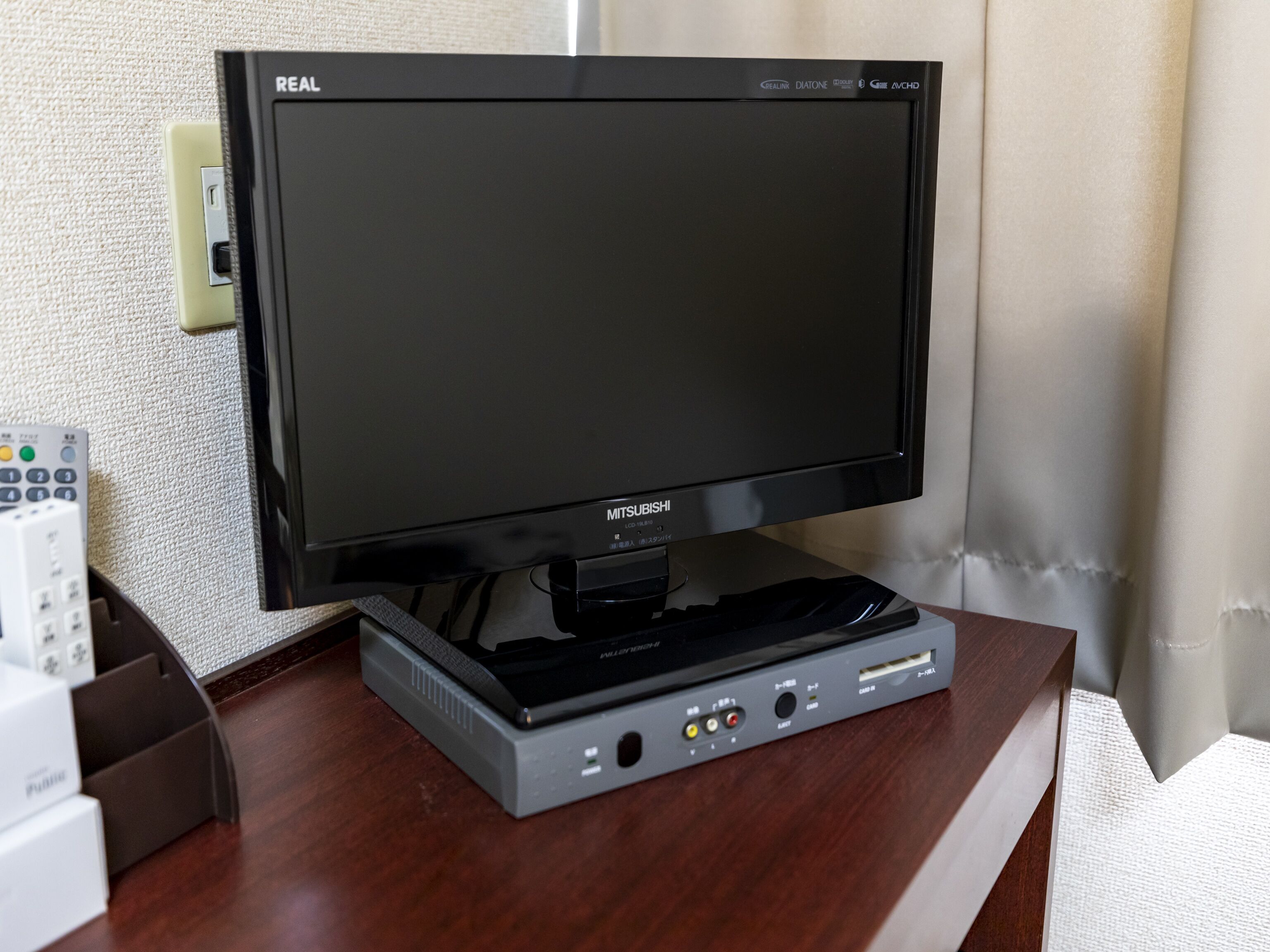 single room with shared bathroom, smoking | 1 bedroom, free wifi