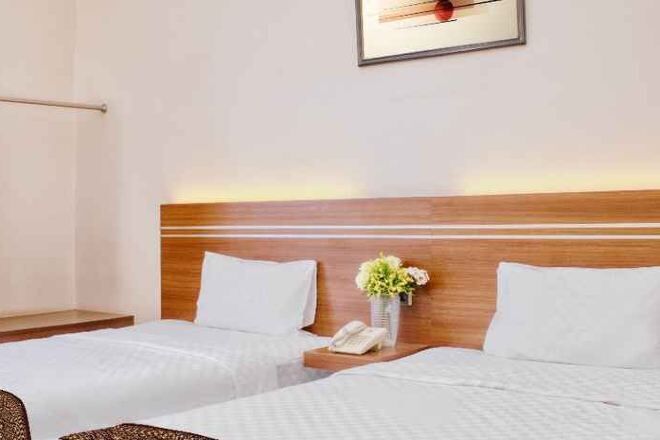 Desk, free WiFi, bed sheets