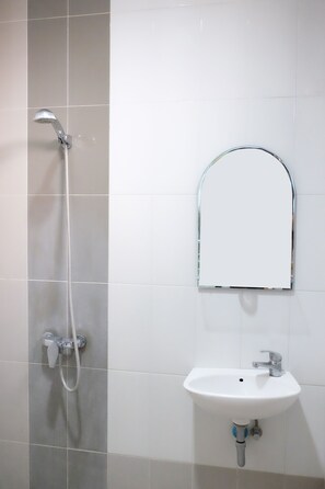 Shower, towels, soap