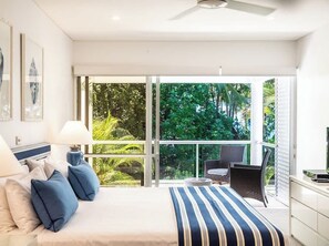 2 habitaciones, tabla de planchar con plancha y wifi