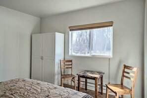 2 bedrooms, Internet, bed sheets