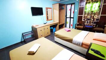 Free WiFi, bed sheets