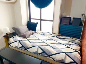 1 chambre, fer et planche à repasser, Wi-Fi gratuit, draps fournis