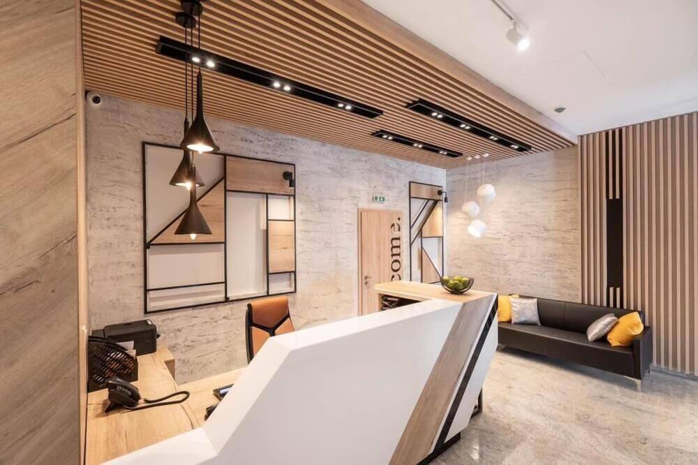 Adeo Hotel