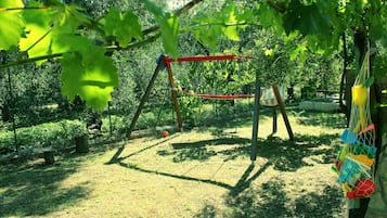 Außen-Kinderspielplatz