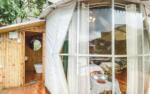 Dusche, Hydromassagedusche, kostenlose Toilettenartikel, Haartrockner
