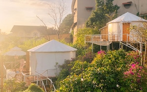 Panoramic-Doppelzimmer | Blick auf den Garten