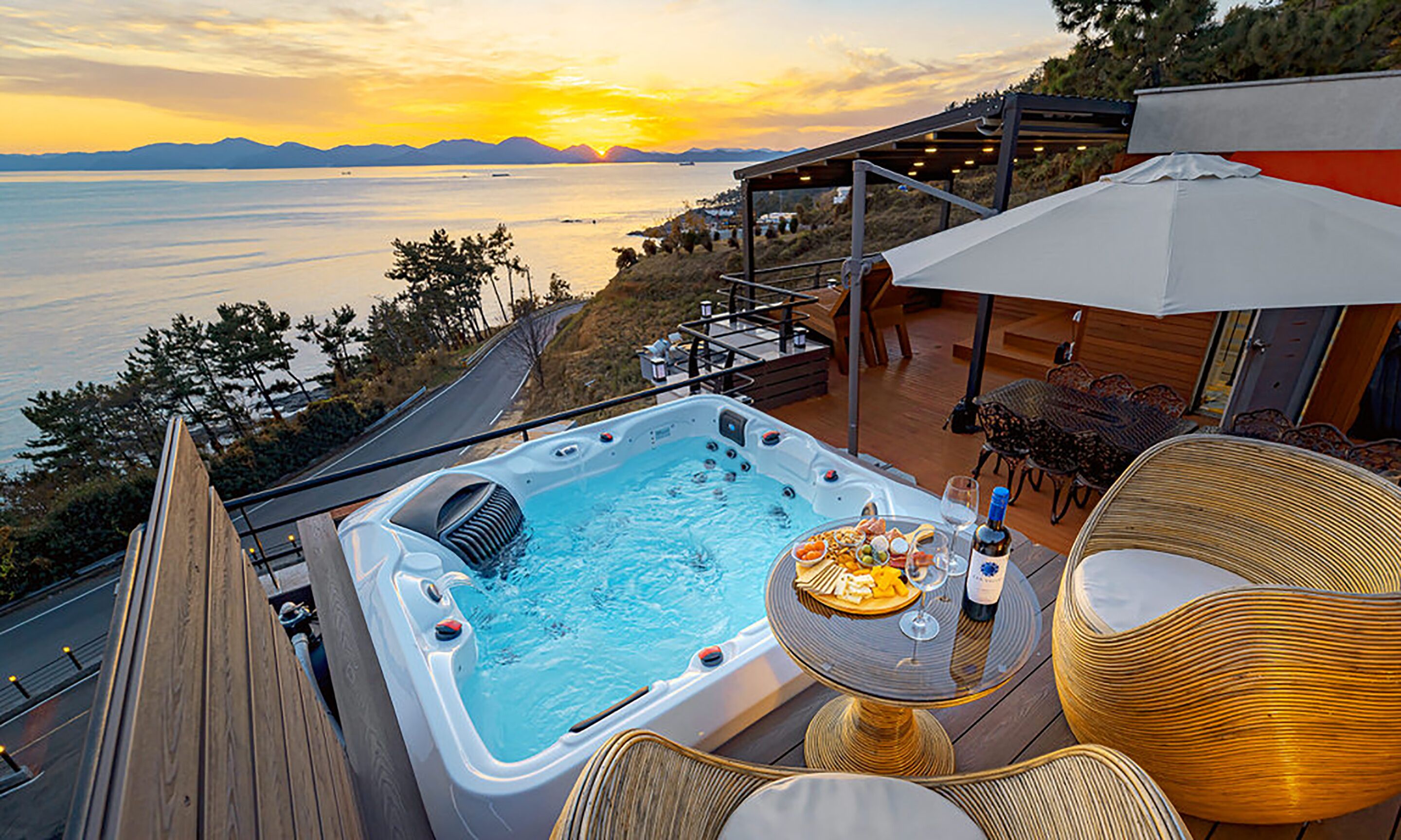 private spa tub