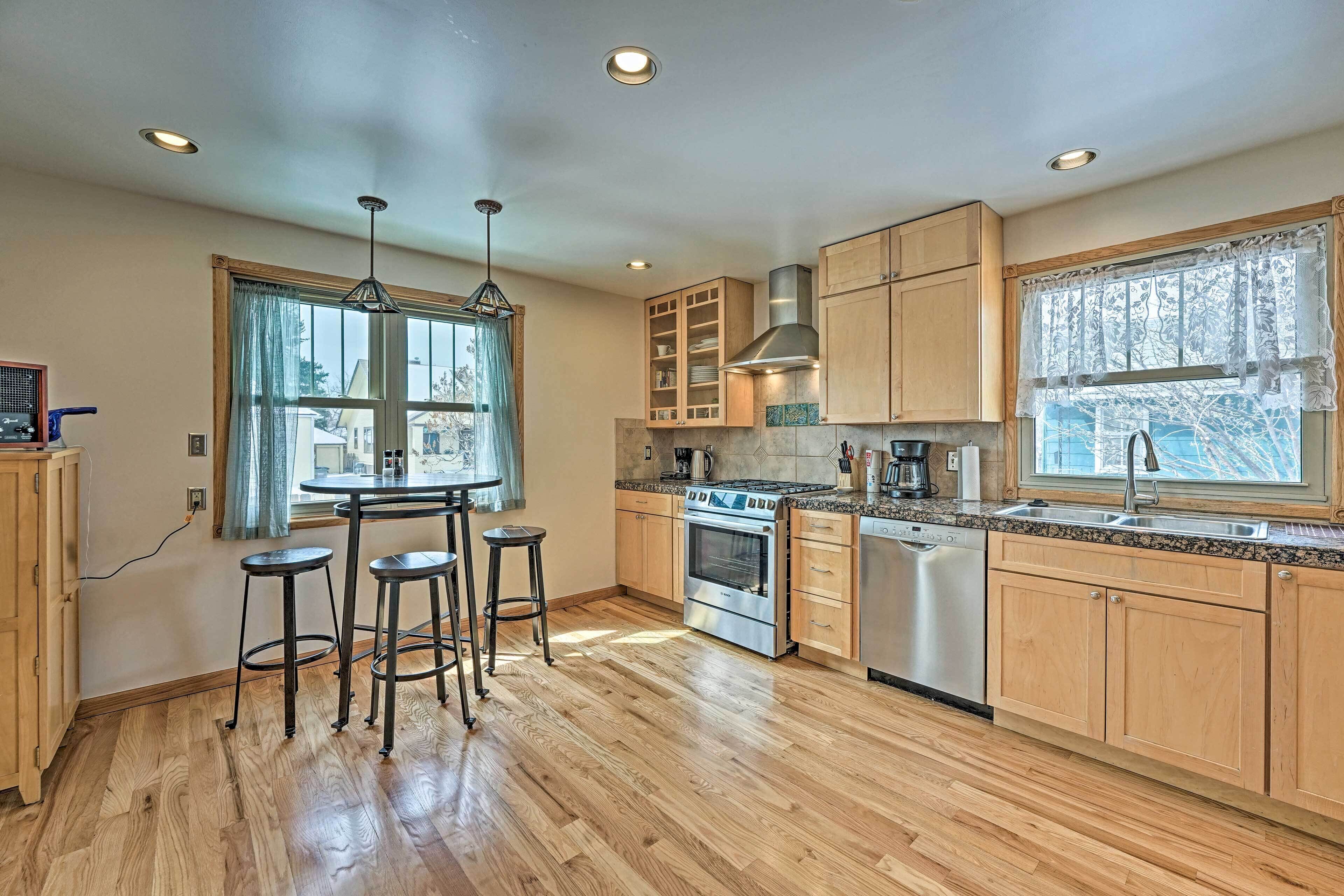 Laramie Home w/ Backyard < 1 Mi to Univ of Wyoming