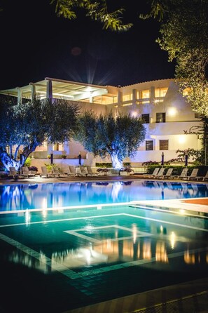 Piscina stagionale all'aperto