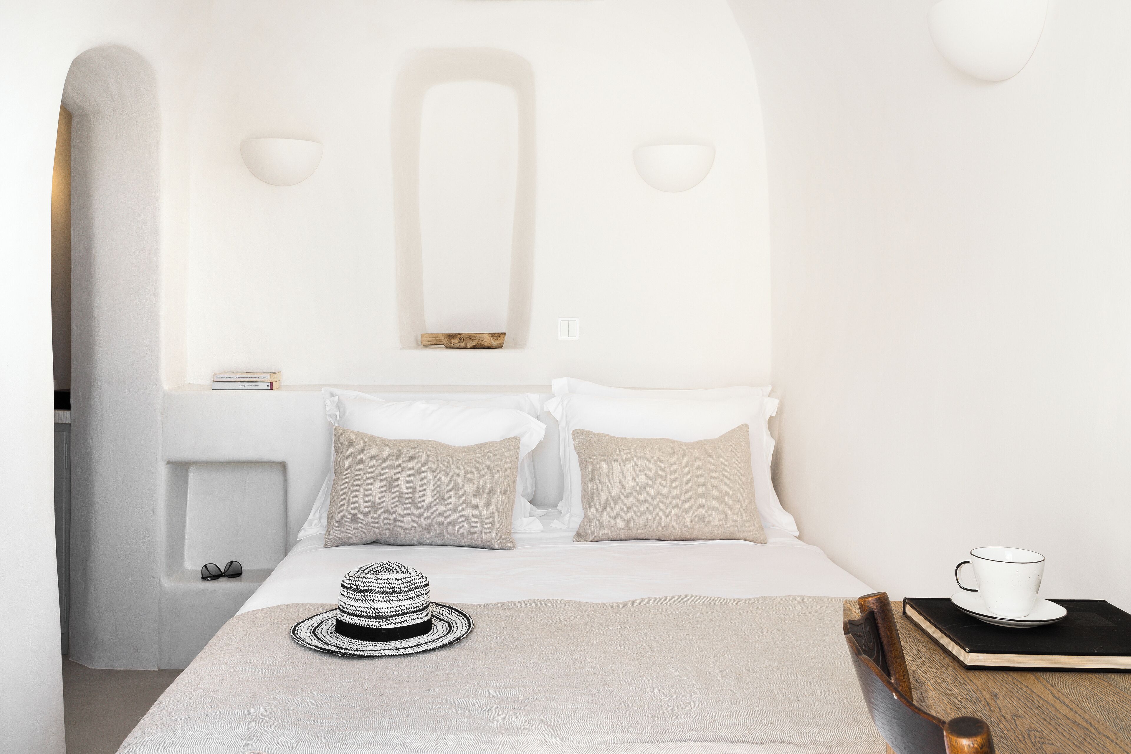 Armenaki - Adults Only Santorini interior view 2