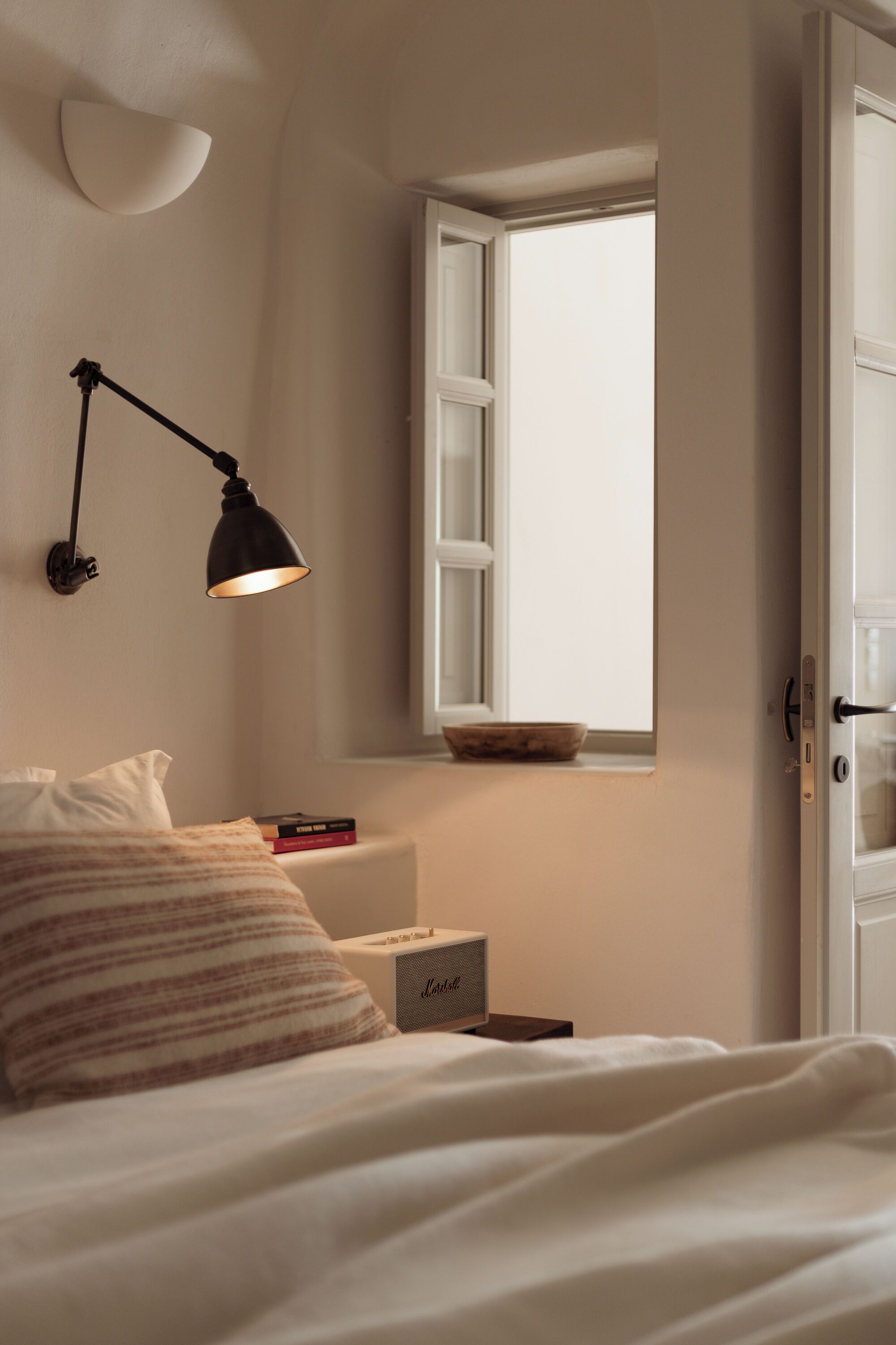 Signature Suite with Jetted Tub | Minibar, in-room safe, desk, blackout drapes
