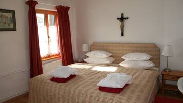 2 chambres, Wi-Fi gratuit, draps fournis