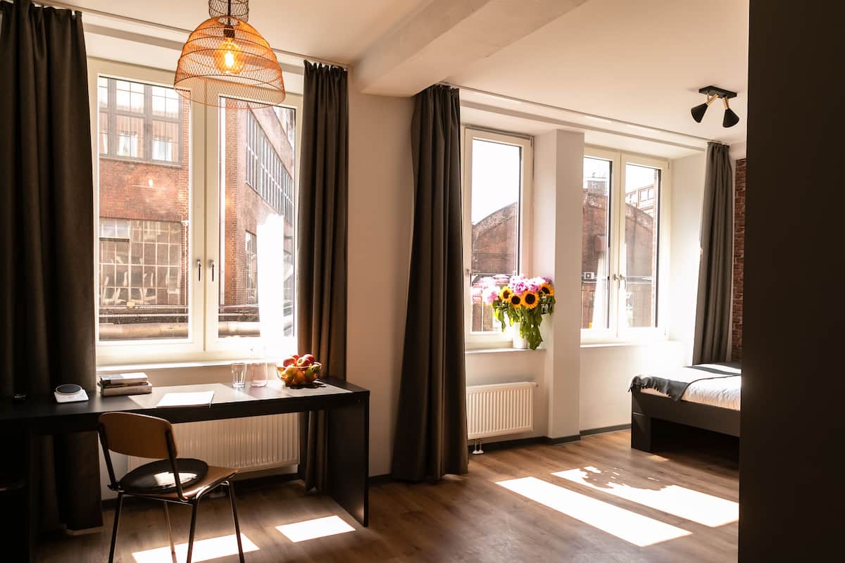 Departamento, con acceso para personas discapacitadas | 1 habitación, escritorio y espacio para trabajar con laptop