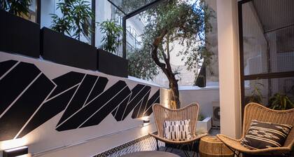 The H Experience Boutique Apartments Athens