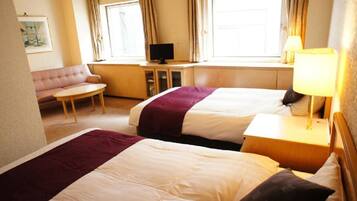 1 bedroom, iron/ironing board, WiFi (free), bed sheets