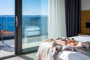 Studio Exclusive, quang cảnh biển | Bộ đồ giường kháng dị ứng, két bảo mật tại phòng, bàn