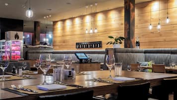 Se sirven almuerzos y cenas