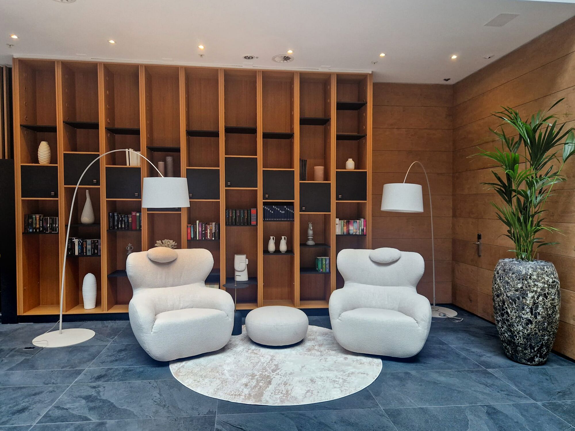 Sala de estar en el lobby