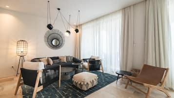 En 42-tommers LED-TV med Parabol-TV samt TV