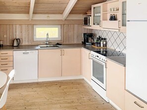 Hus | Eget kjøkken | Høy barnestol