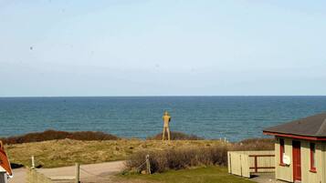House | Water view