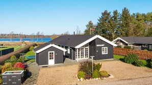 House | Bahagian luar