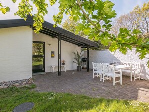 Balcony - Spacious Holiday Home in Jutland near North Sea (Ulfborg)