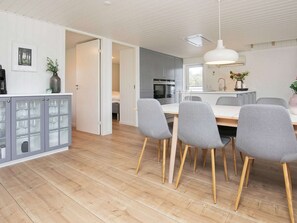 House | Dining
