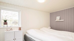 House | 6 bedrooms - Tasteful Holiday Home in Vejers Strand near Sea (Vejers Strand)