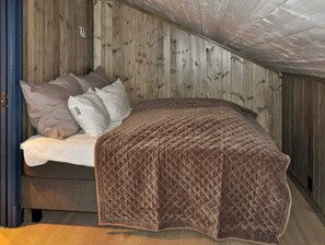 3 bedrooms - 5 Person Holiday Home in Favang (Ringebu)