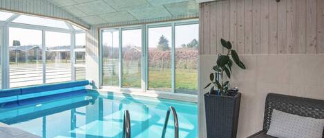 Maison | Piscine | Piscine couverte, piscine extérieure