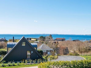 House | Water view