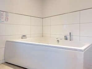 House | Spa treatment