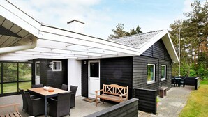 Unclassified image, 2 of 21, button - Cozy Holiday Home in Blåvand near Sea (Blavand)