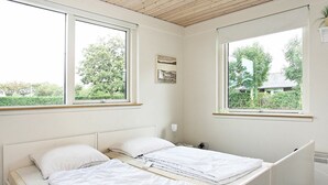 Room - Peaceful Holiday Home in Vinderup With Roofed Terrace (Vinderup)
