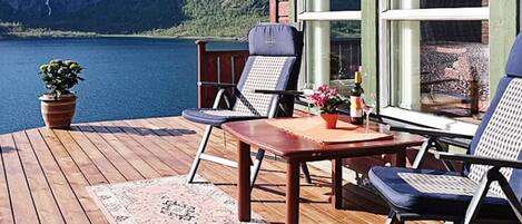 House | Terrace/patio