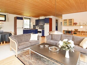 House | Interior - 4 Person Holiday Home in Vaeggerlose (Vaeggerlose)